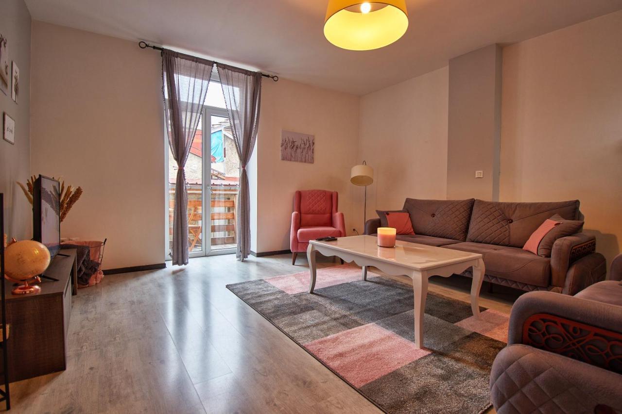 Apartment Maison Lamartine - Plein Centre-ville Avec Garage & Jeux Saint-Claude